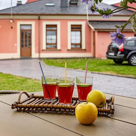 Apartamentos Turisticos As Cetareas Ринло Екстериор снимка